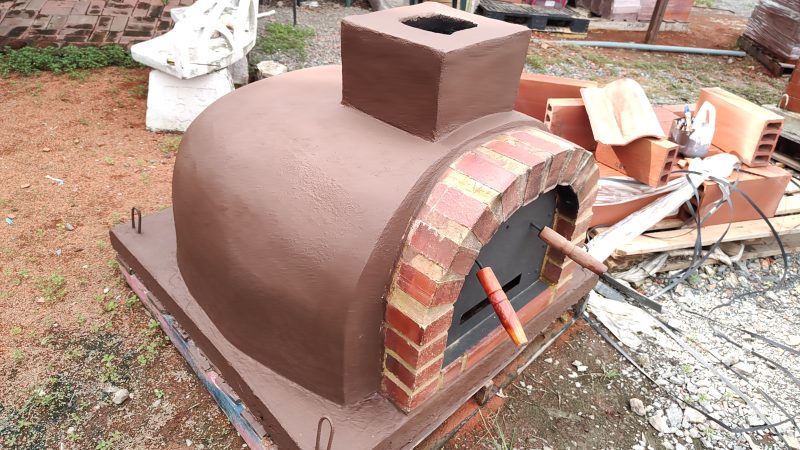 Horno de leña grande